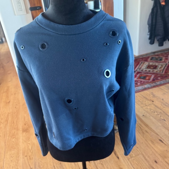 ALO YOGA WOMEN'S SWEATSHIRT BLUE SIZE SMALL EXCELLENT CONDITION - Picture 6 of 6